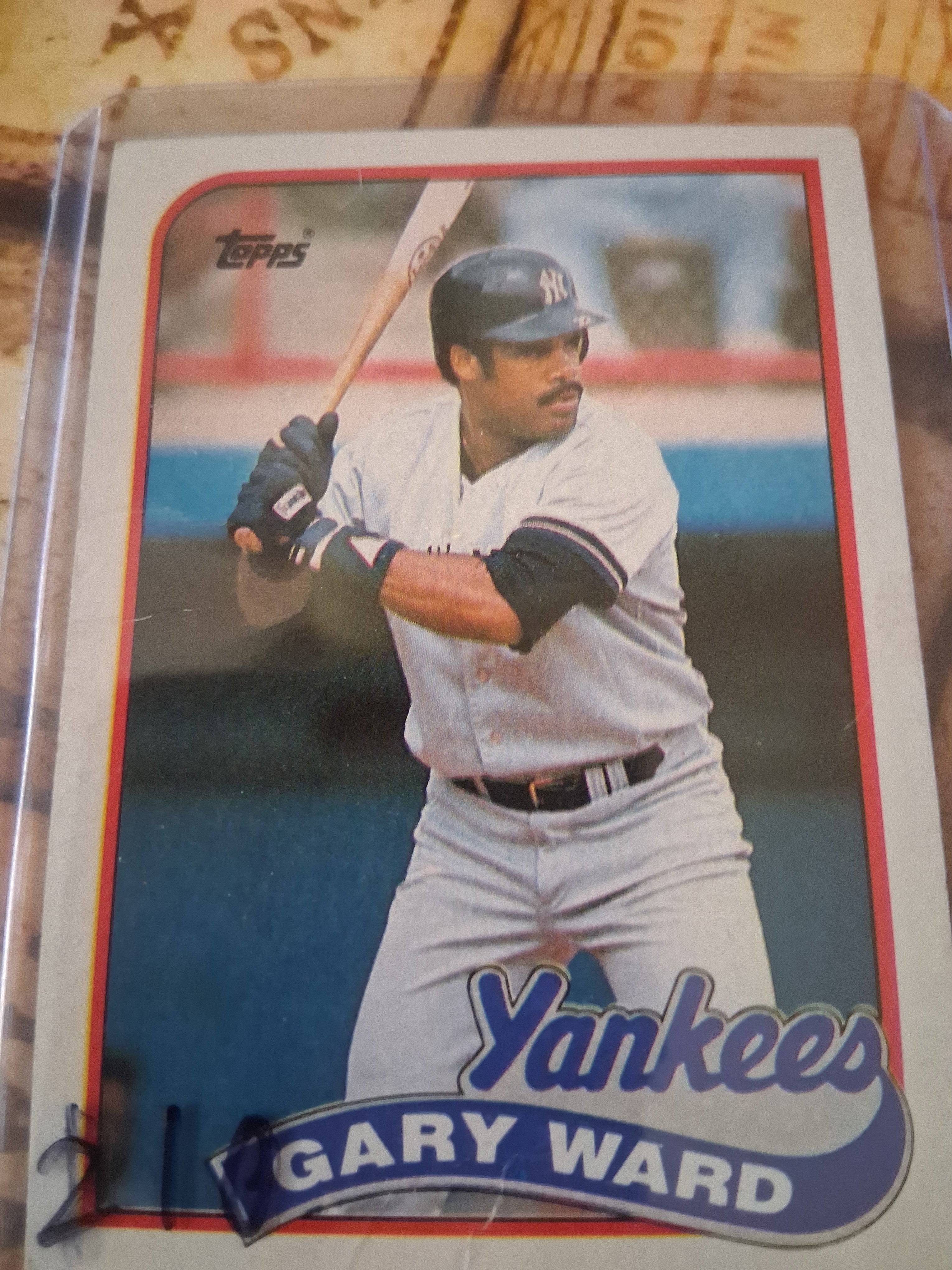 Topps vintage baseball card Gary Ward
